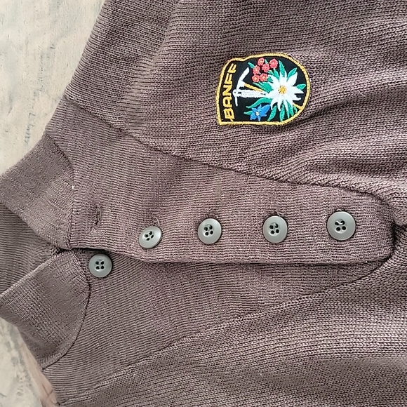 Vintage S Women's Sweater - Picture 3 of 6